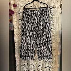 Torrid size 1 IKAT print wide leg leisure pants